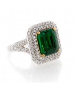 EMERALD AND DIAMOND RING